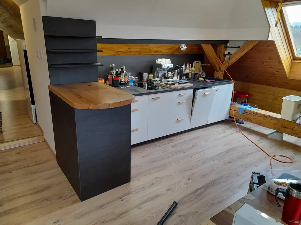Kuchyně na míru od Truhlářství Stodola — fotografie 4 z 51
