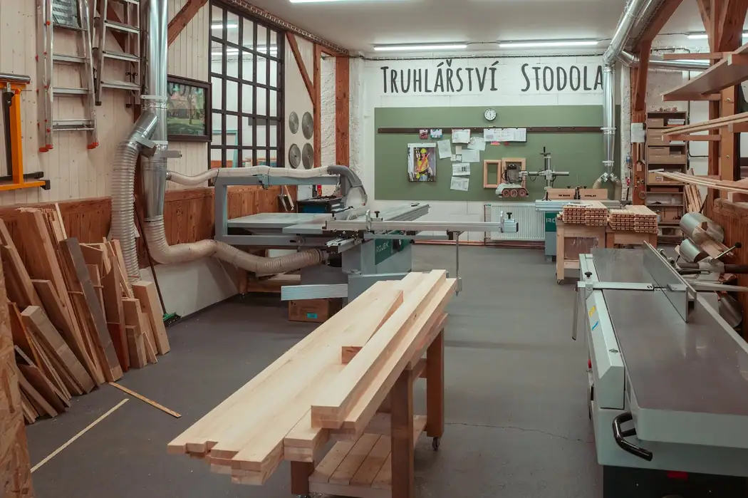 Truhlářství Stodola — dílna a lidé — fotografie 12 z 38